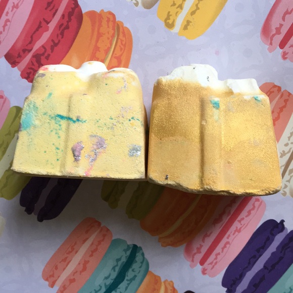 FREE w$25 purchase! Lush Golden Wonder Bomb new! - Picture 2 of 8